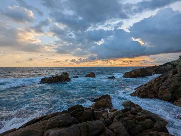 Photo from Google Places (1b047313)