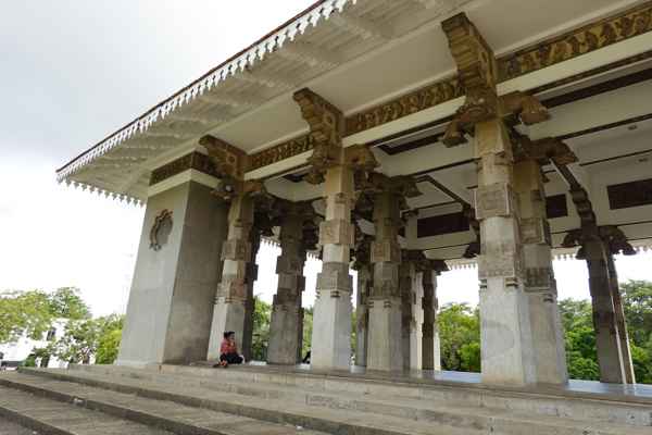 Photo from Google Places (ec48b013)